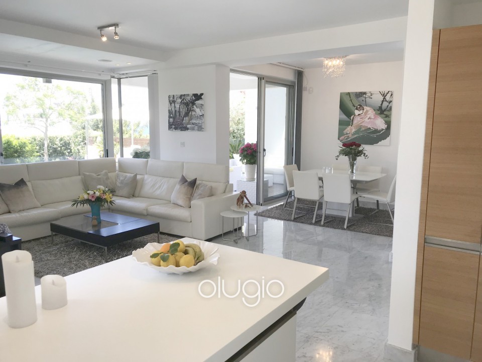 Detached Villa For Sale  in  Latchi