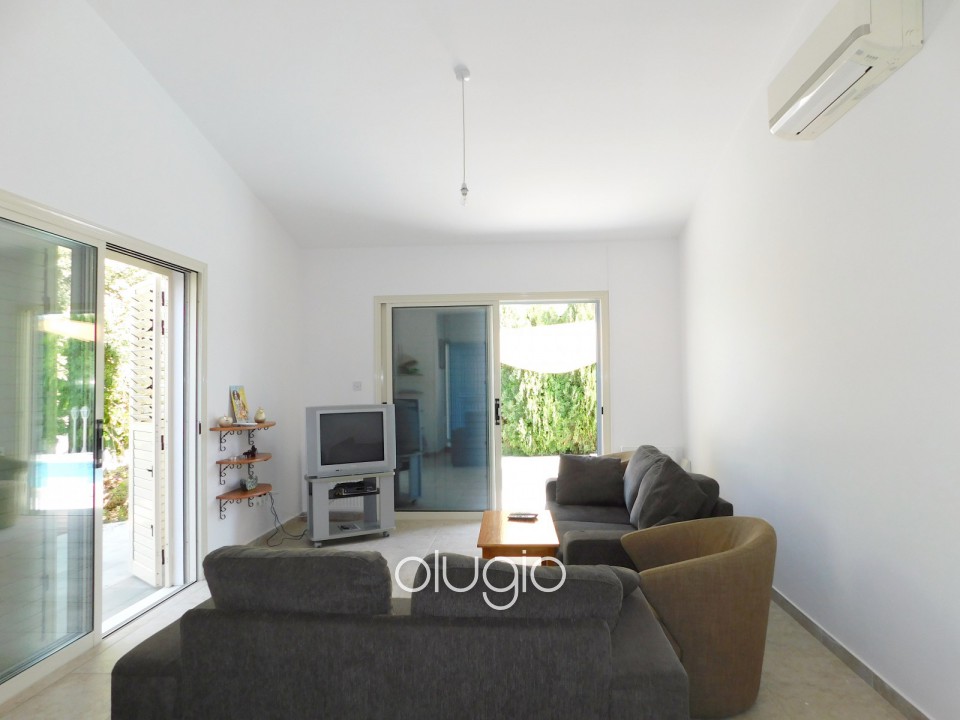 Detached Villa For Sale  in  Chloraka