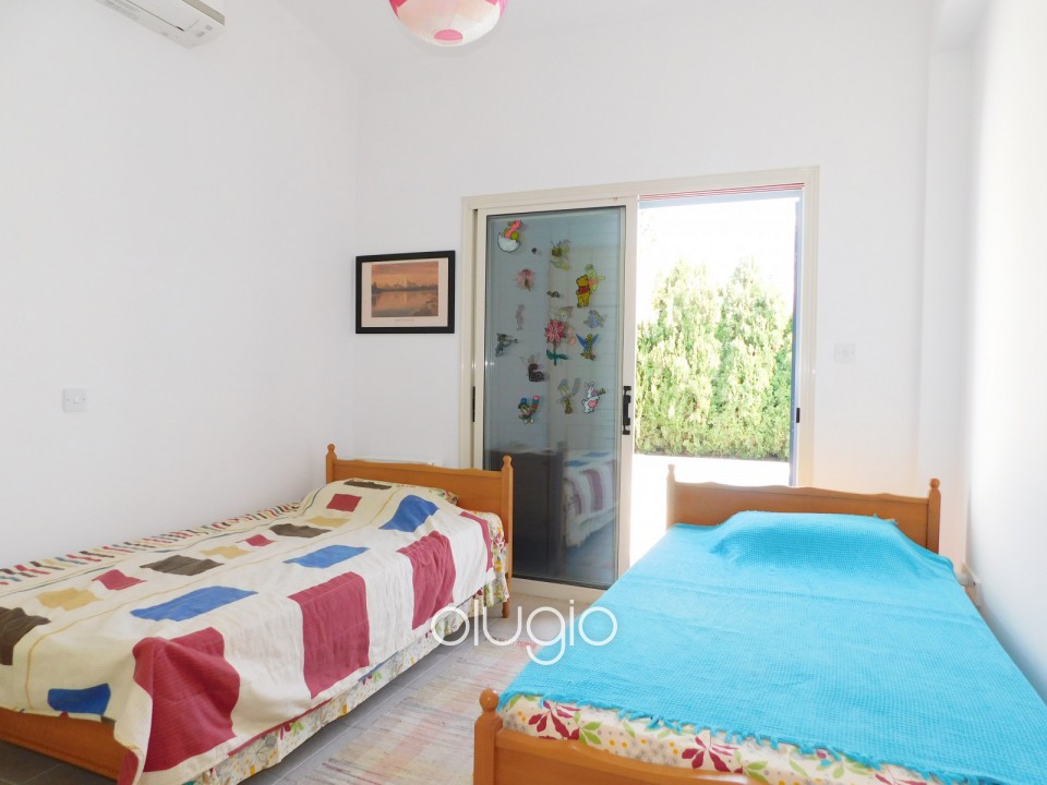 Detached Villa For Sale  in  Chloraka