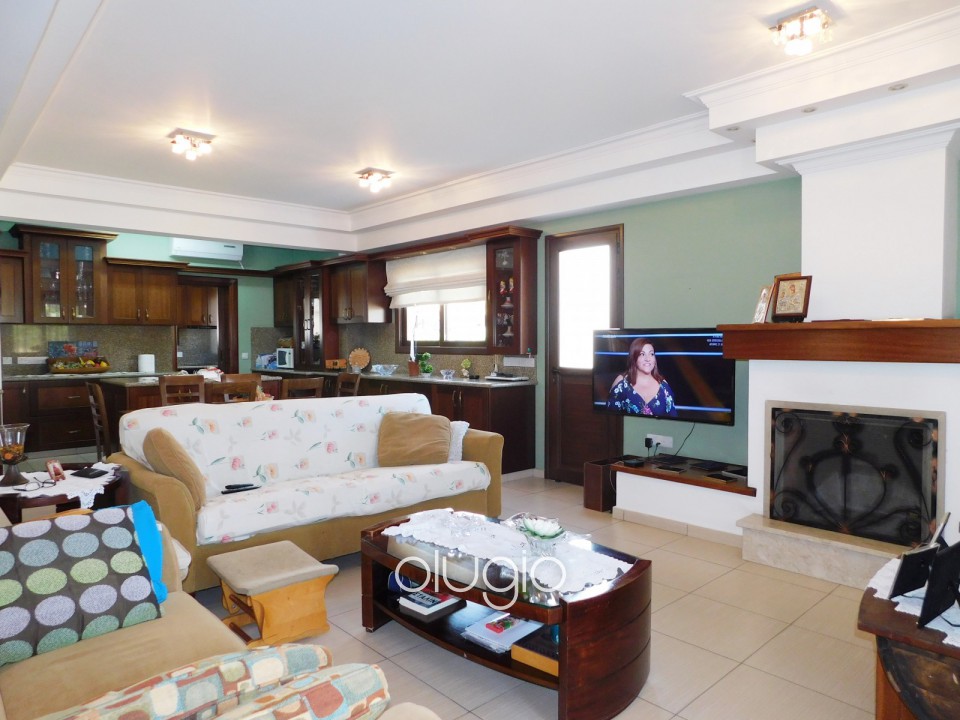 Detached Villa For Sale  in  Koloni