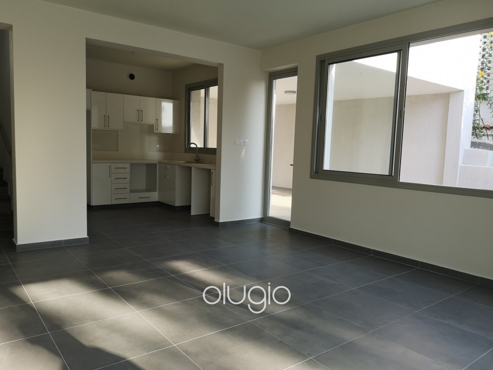 Semi Detached Villa For Sale  in  Coral Bay