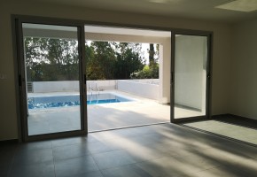 Semi Detached Villa For Sale  in  Coral Bay