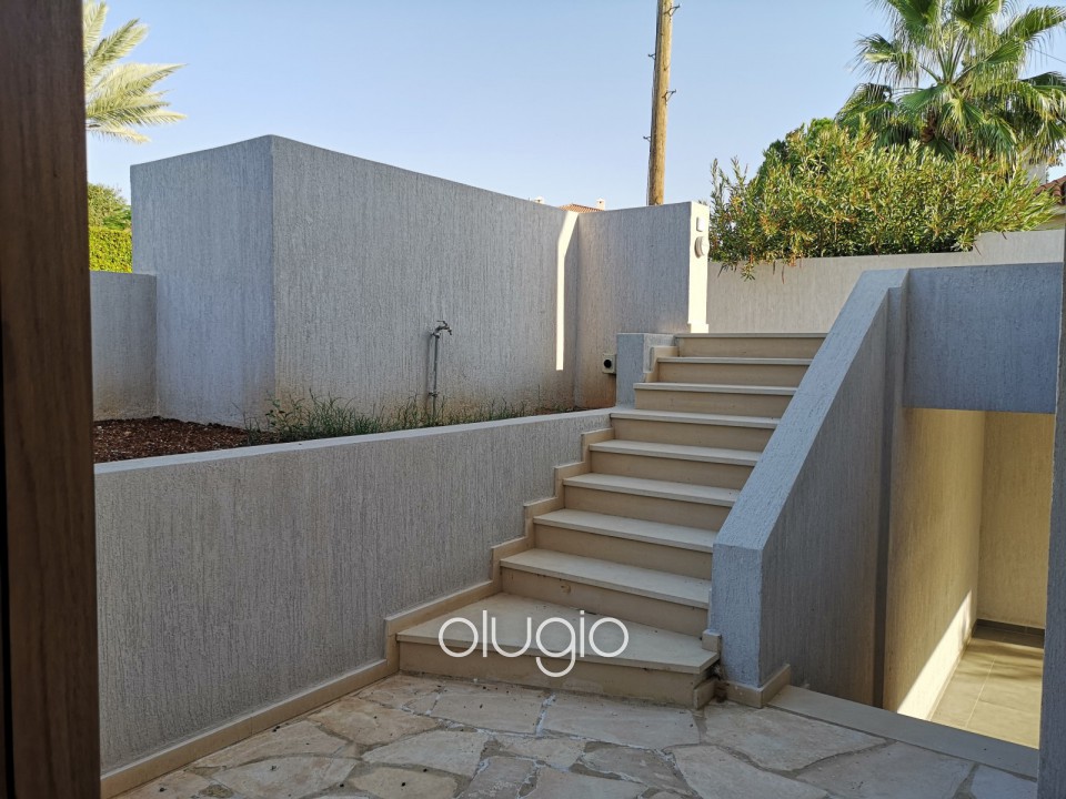 Semi Detached Villa For Sale  in  Coral Bay