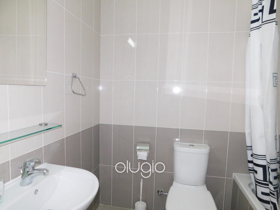 Town House For Sale  in  Universal