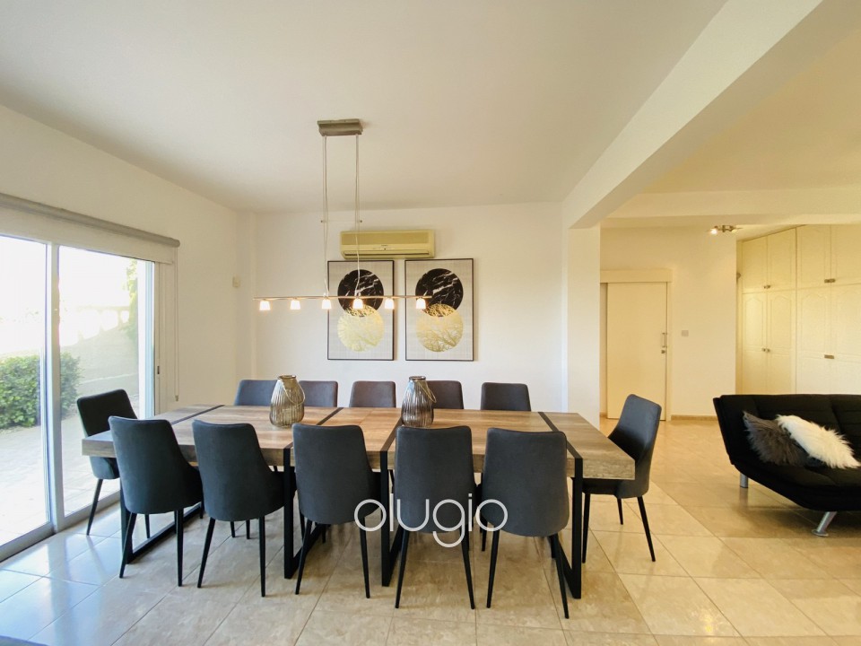 Detached Villa For Sale  in  Chloraka