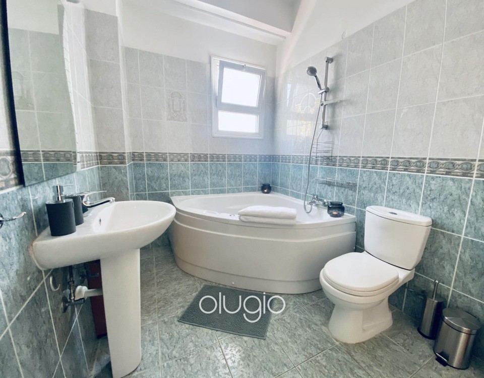 Detached Villa For Sale  in  Chloraka