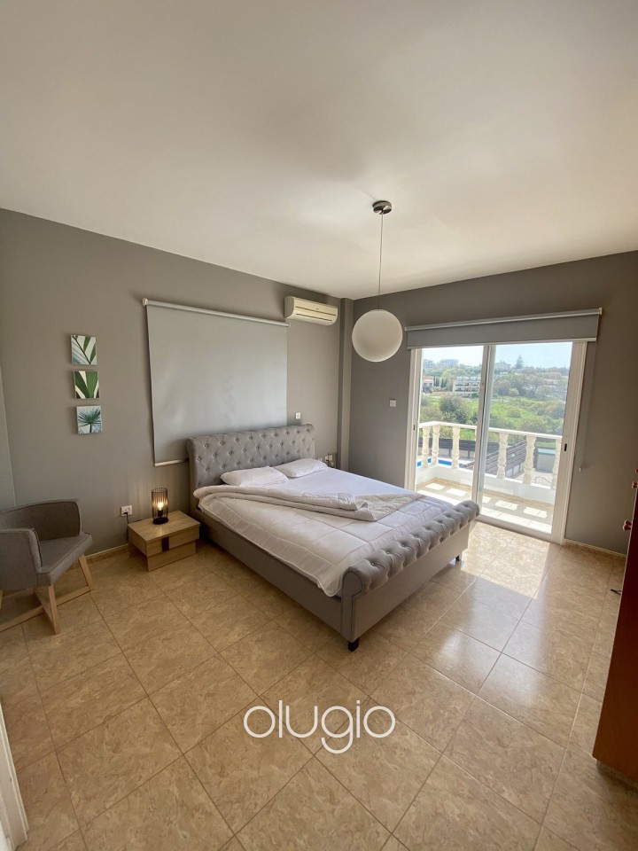 Detached Villa For Sale  in  Chloraka