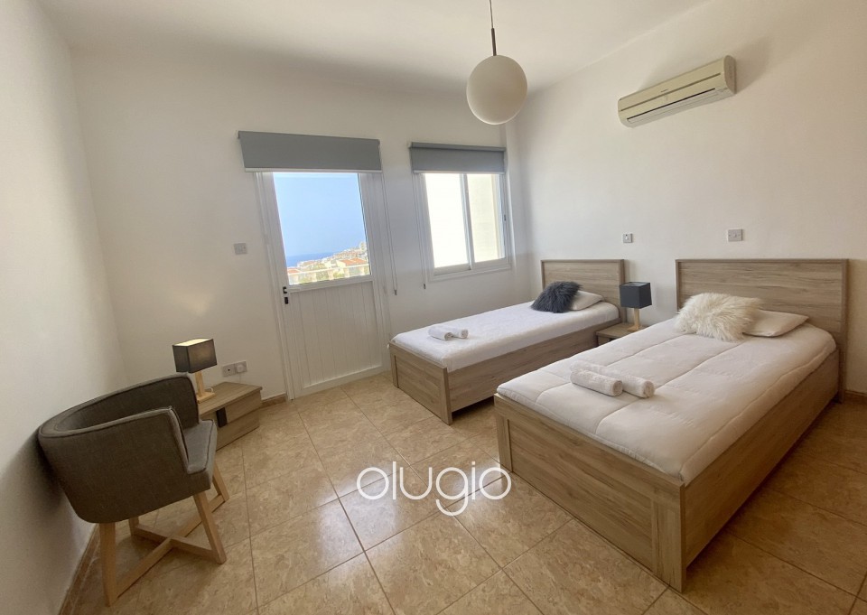 Detached Villa For Sale  in  Chloraka