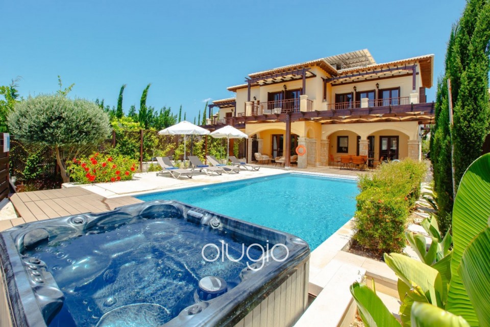 Detached Villa For Sale  in  Aphrodite Hills