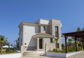 Detached Villa For Sale  in  Argaka