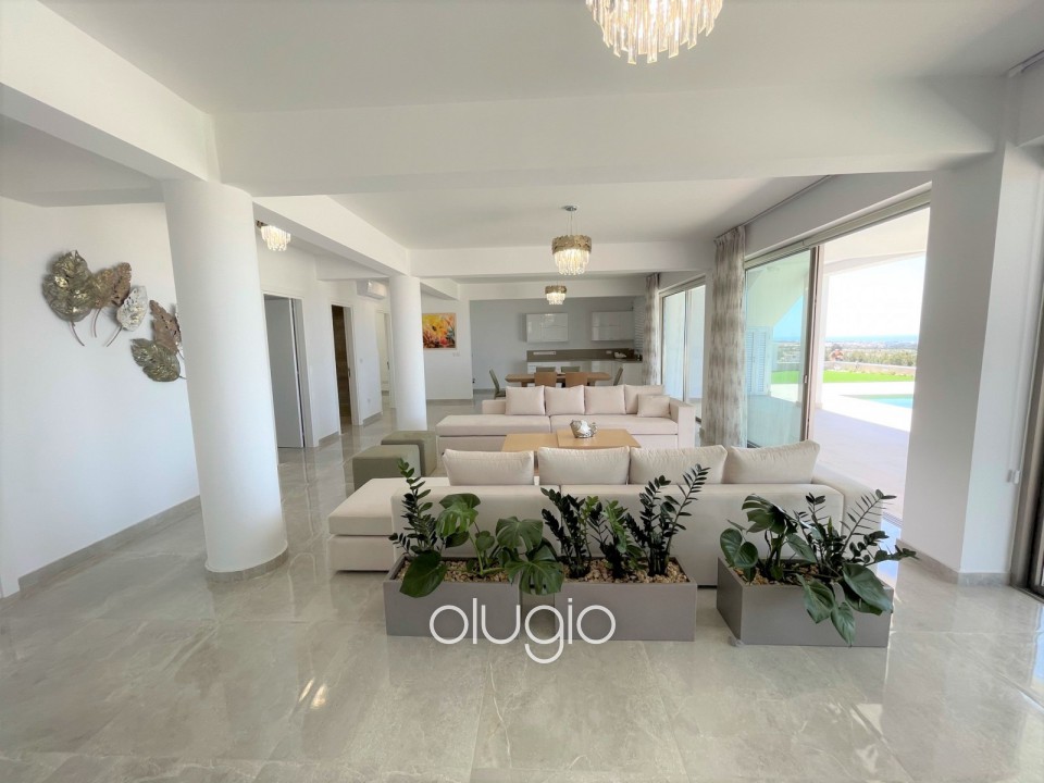 Detached Villa For Sale  in  Yeroskipou