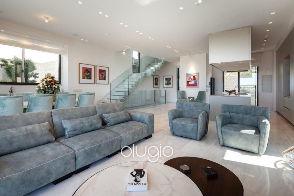 Detached Villa For Sale  in  Chloraka