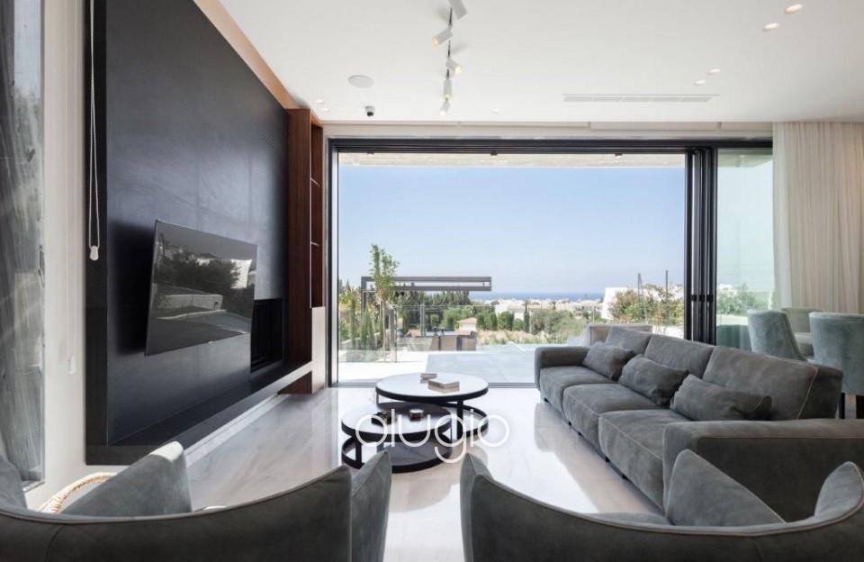 Detached Villa For Sale  in  Chloraka