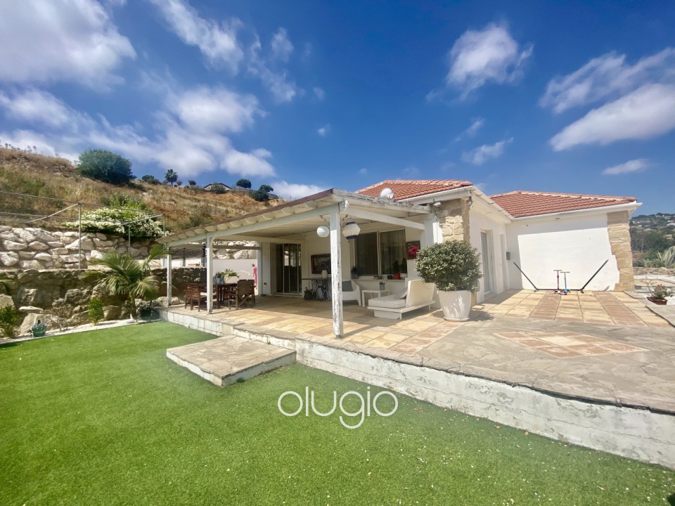 Bungalow For Sale  in  Armou