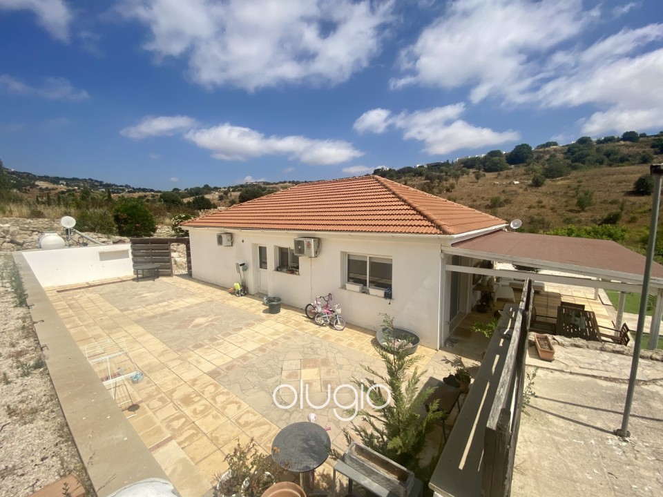 Bungalow For Sale  in  Armou