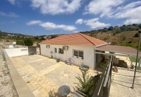 Bungalow For Sale  in  Armou
