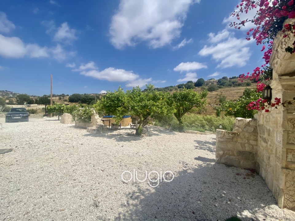 Bungalow For Sale  in  Armou