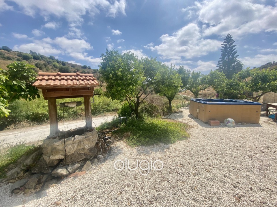 Bungalow For Sale  in  Armou