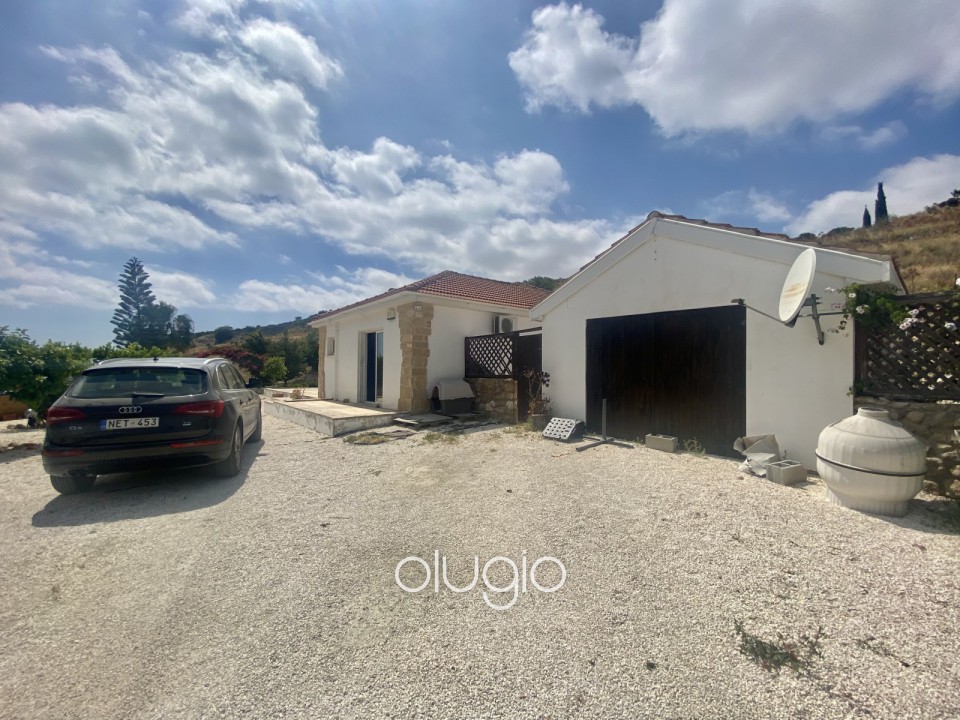 Bungalow For Sale  in  Armou