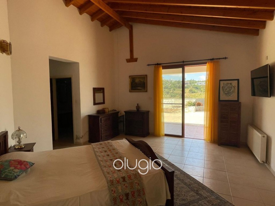 Bungalow For Sale  in  Armou