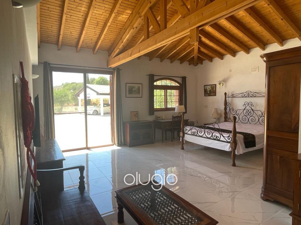 Bungalow For Sale  in  Armou
