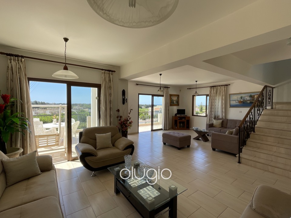 Detached Villa For Sale  in  Yeroskipou