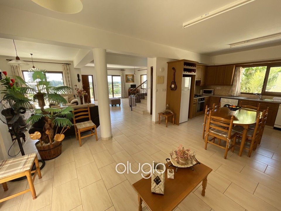 Detached Villa For Sale  in  Yeroskipou