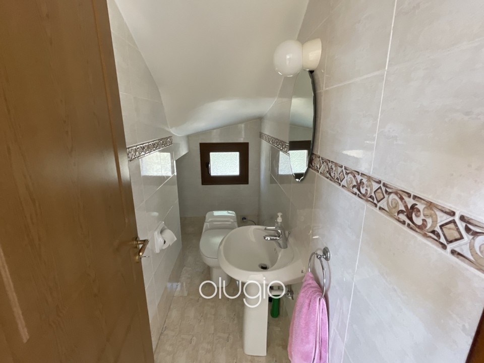 Detached Villa For Sale  in  Yeroskipou