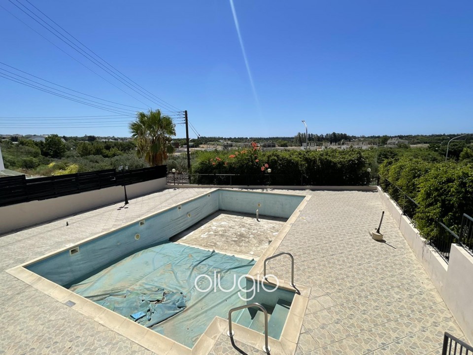 Detached Villa For Sale  in  Yeroskipou
