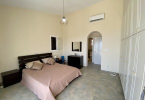 Detached Villa For Sale  in  Kamares - Tala