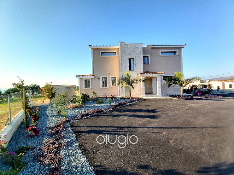 Detached Villa For Sale  in  Akamas