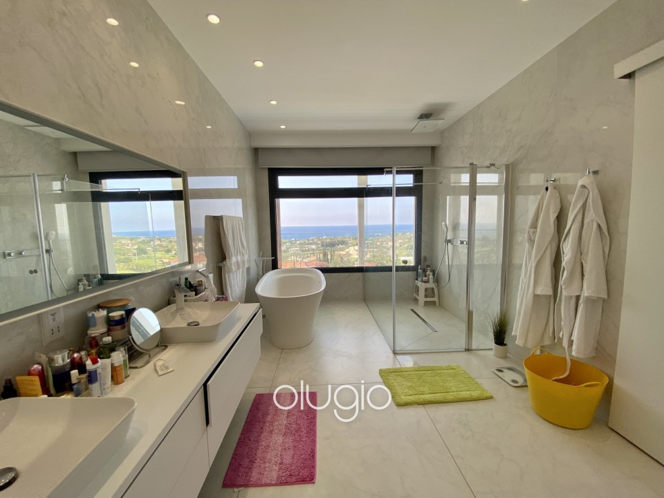 Detached Villa For Sale  in  Sea Caves - St.George