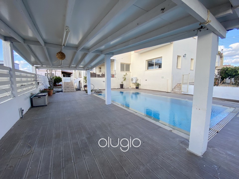Detached Villa For Sale  in  Emba