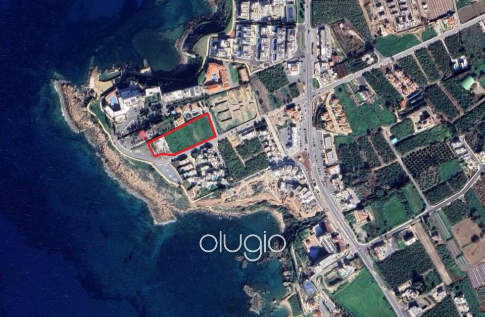 Residential Land  For Sale  in  Kissonerga