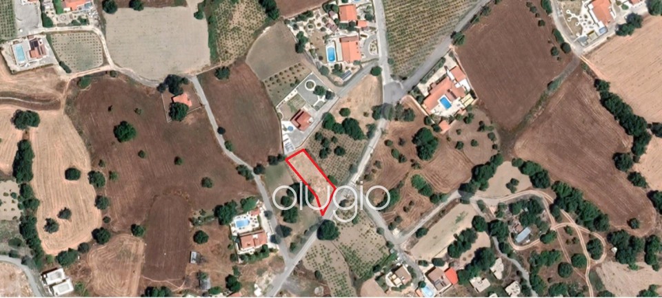 Residential Land  For Sale  in  Polemi