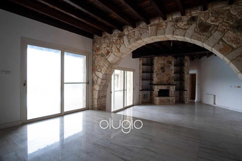 Detached Villa For Sale  in  Acheleia
