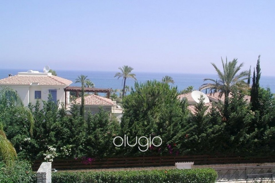 Detached Villa For Sale  in  Neo Chorio