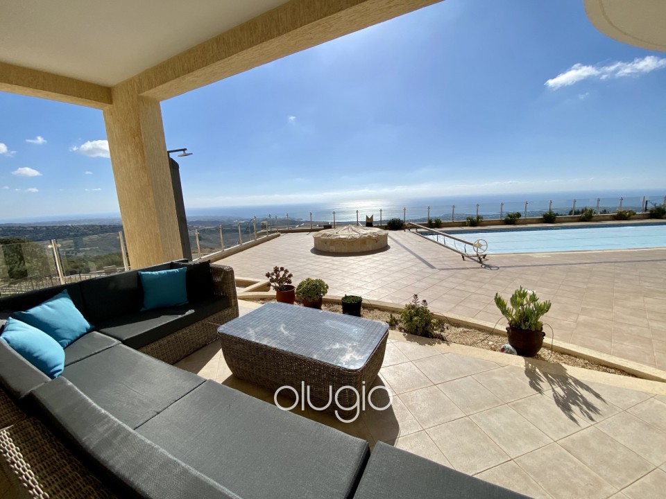 Detached Villa For Sale  in  Akoursos