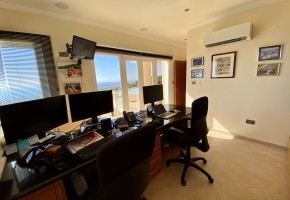 Detached Villa For Sale  in  Akoursos