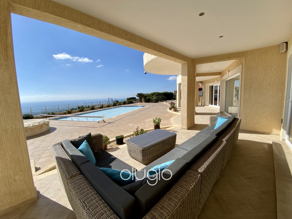 Detached Villa For Sale  in  Akoursos