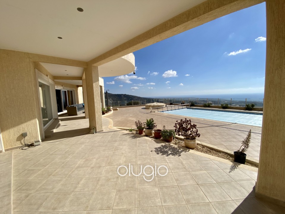 Detached Villa For Sale  in  Akoursos