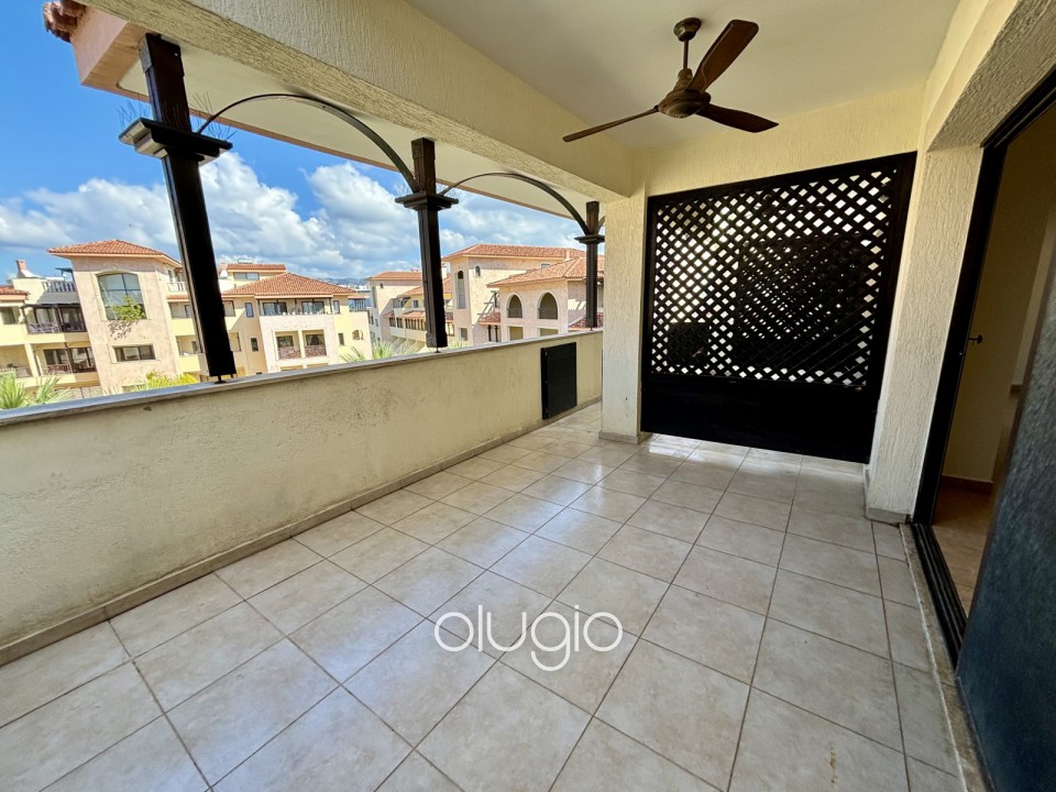 Penthouse For Sale  in  Kato Paphos