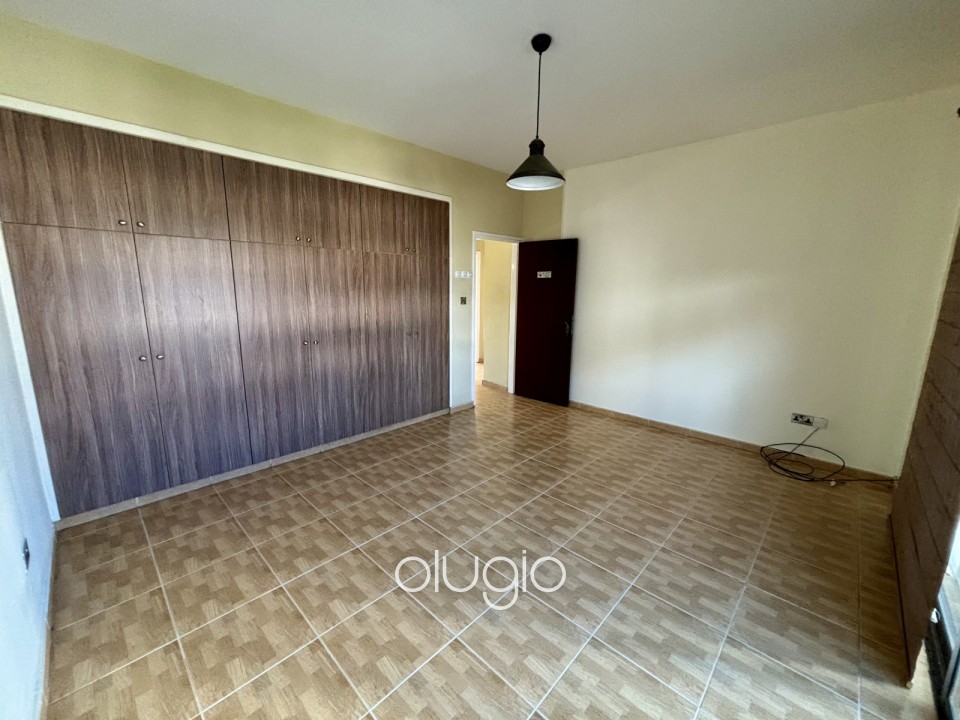Penthouse For Sale  in  Kato Paphos