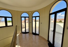 Penthouse For Sale  in  Kato Paphos