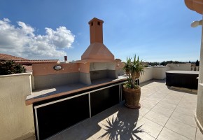 Penthouse For Sale  in  Kato Paphos