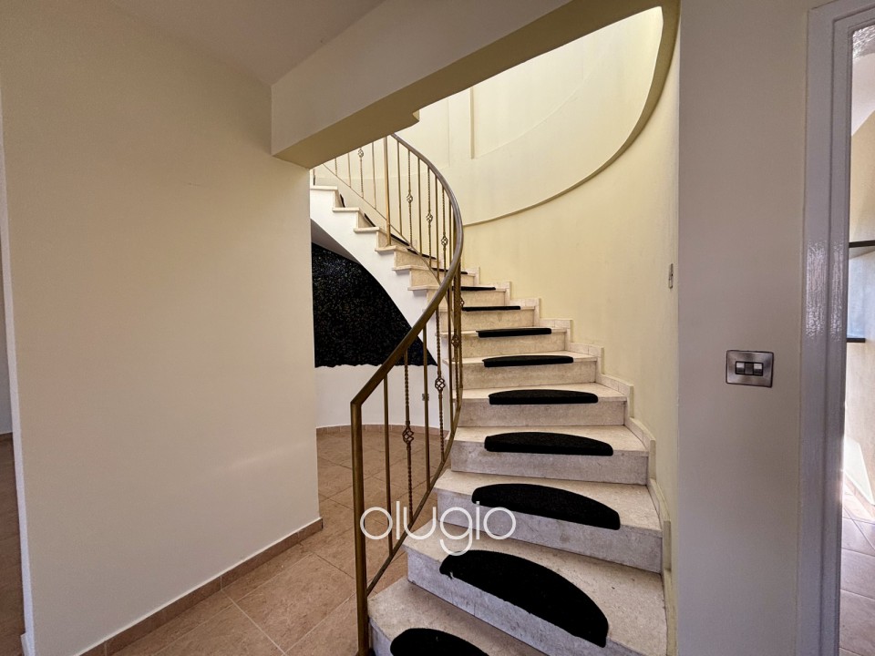 Penthouse For Sale  in  Kato Paphos