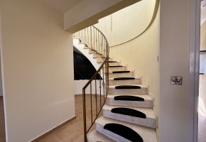 Penthouse For Sale  in  Kato Paphos