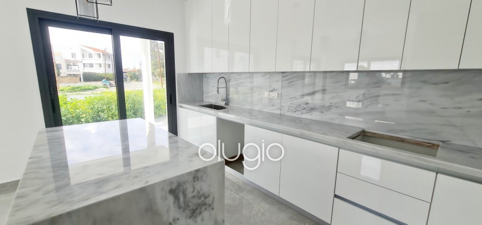 Detached Villa For Sale  in  Yeroskipou