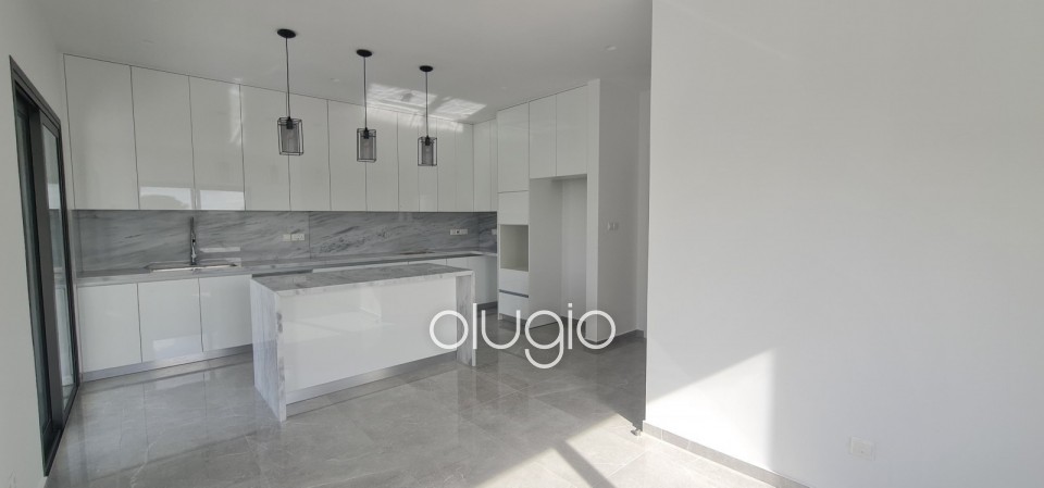 Detached Villa For Sale  in  Yeroskipou