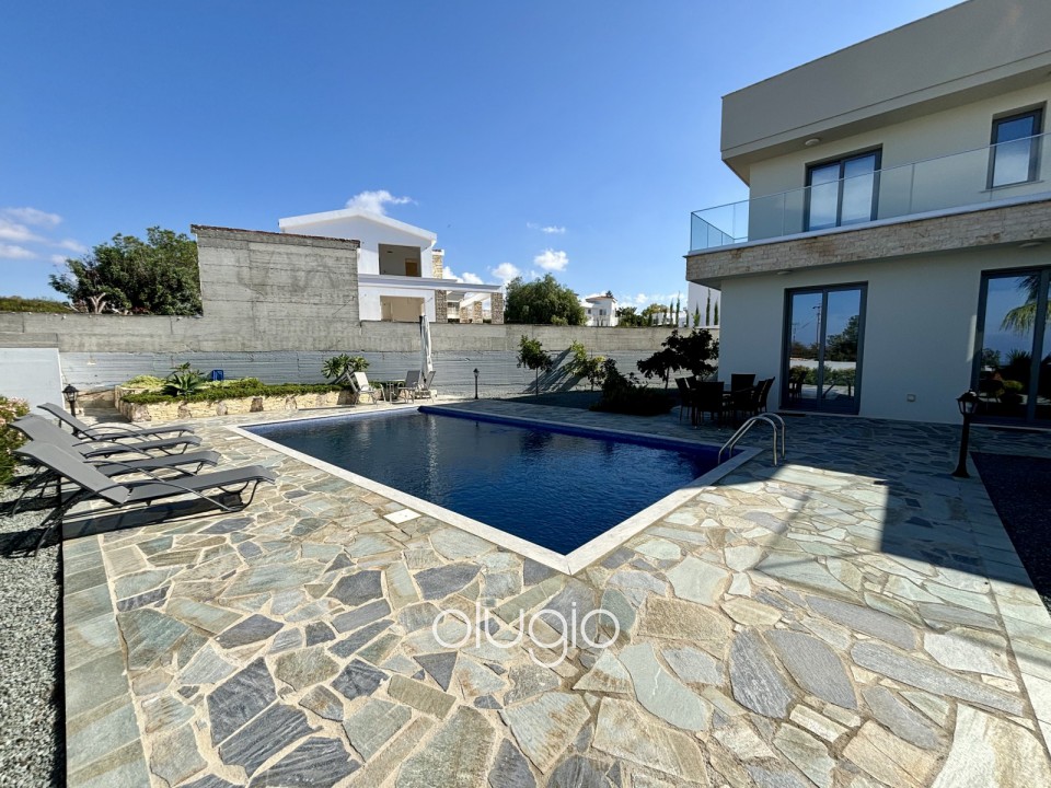 Detached Villa For Sale  in  Sea Caves - St.George